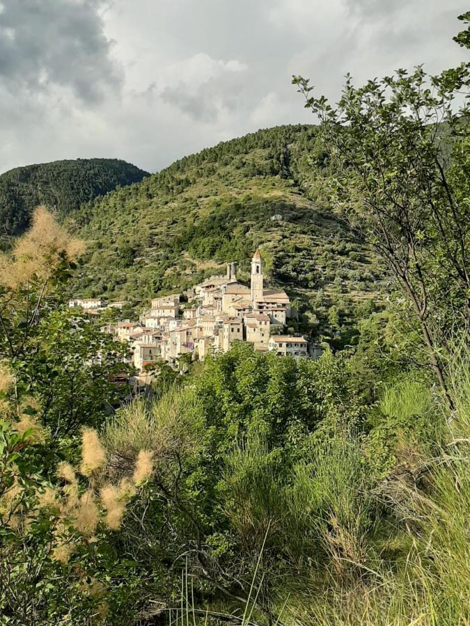 Gite Des Remparts Lucéram Dış mekan fotoğraf